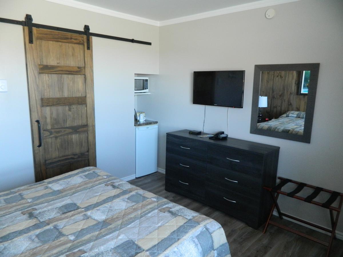 Motel & Camping Le Pirate Cap-Chat Dış mekan fotoğraf